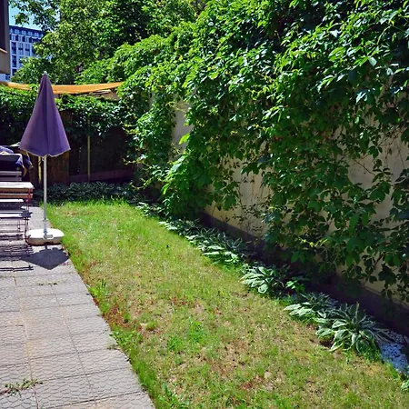 Passion Garden Apartment